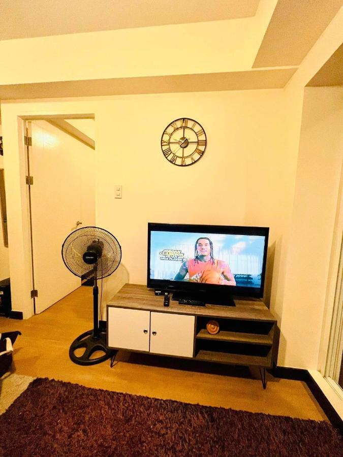 1 Bedroom Unit At The Celandine Near Ayala Cloverleaf Mall Aparthotel *